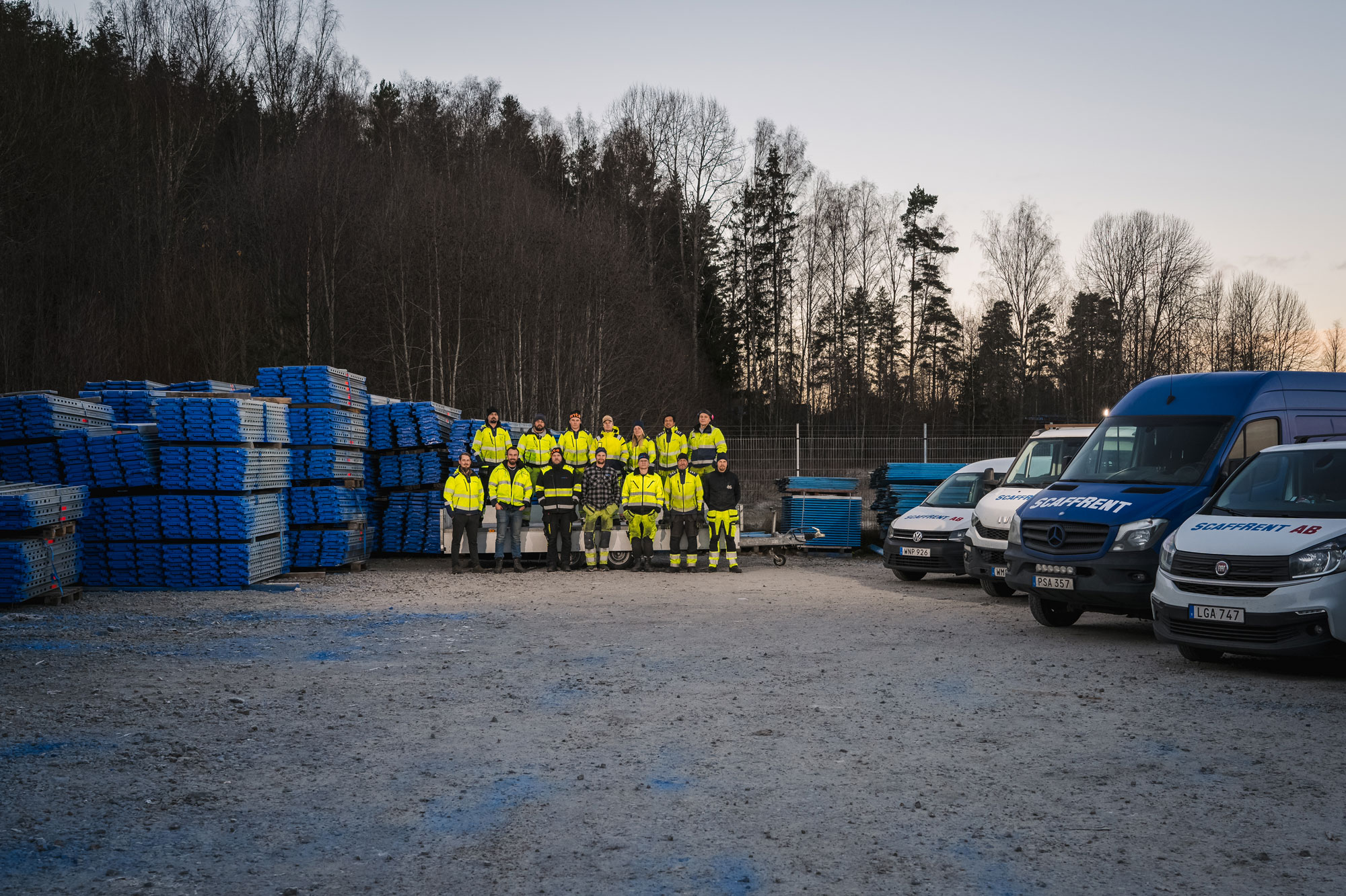 Gruppbild på medarbetarna hos ScaffRent